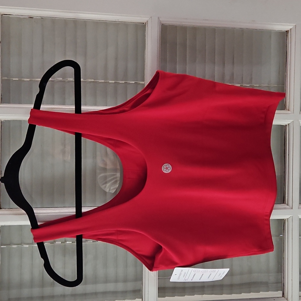 NWT Isabella Red Women's Tank Top With Built In Bra. Sz Large - Picture 5 of 6